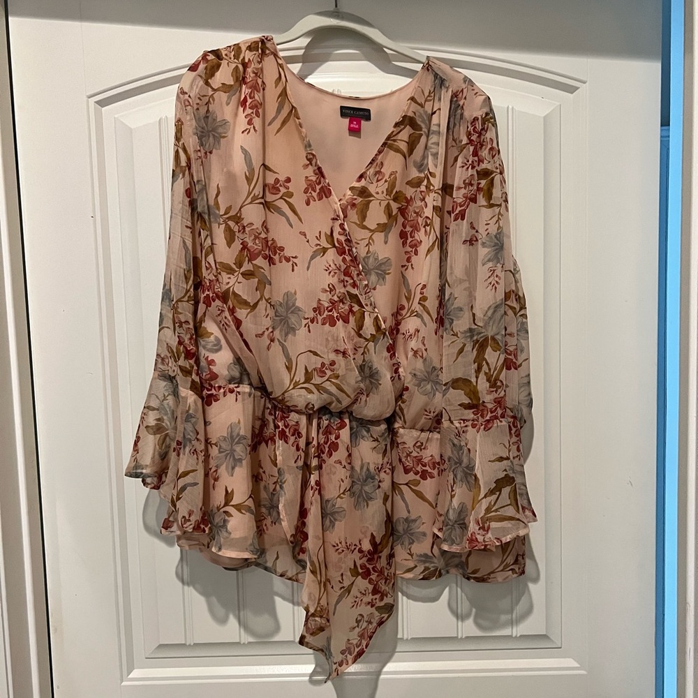 Flowy Pink Flower Women’s Top by Vince Camuto